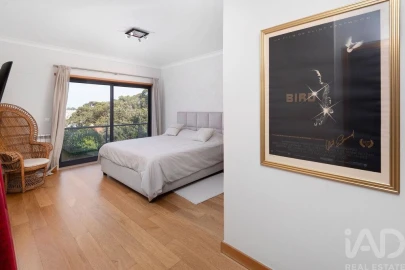 Moradia T4 para Arrendamento em Barcarena