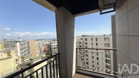 Apartamento T3 para Arrendamento em Santo António