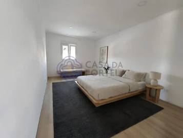 Moradia T2 para Venda em Maxial e Monte Redondo