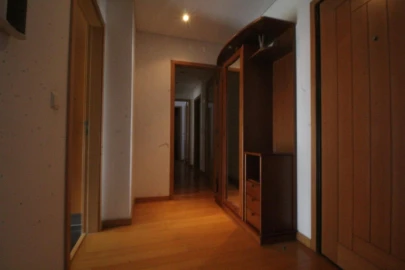 Apartamento T2 para Arrendamento em Santo Antonio dos Olivais