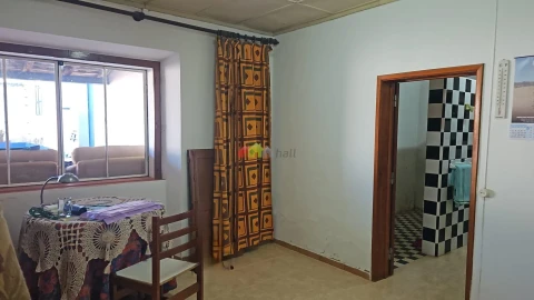 Moradia T7 para Venda em Albernoa e Trindade