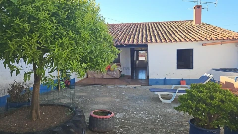 Moradia T7 para Venda em Albernoa e Trindade