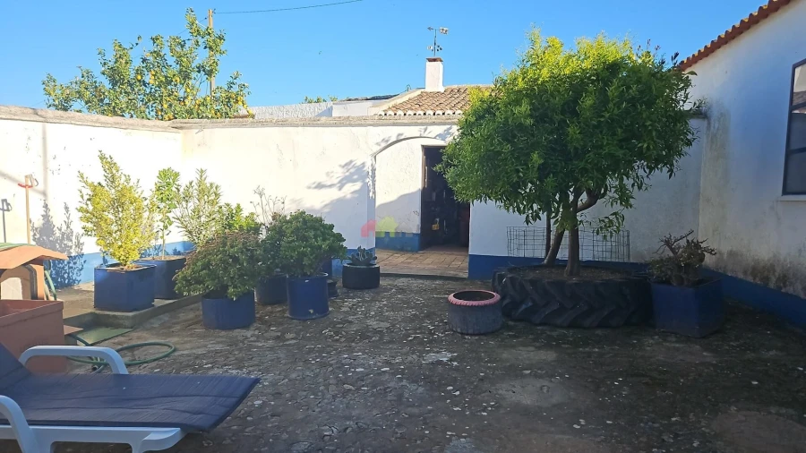 Moradia T7 para Venda em Albernoa e Trindade Foto 14