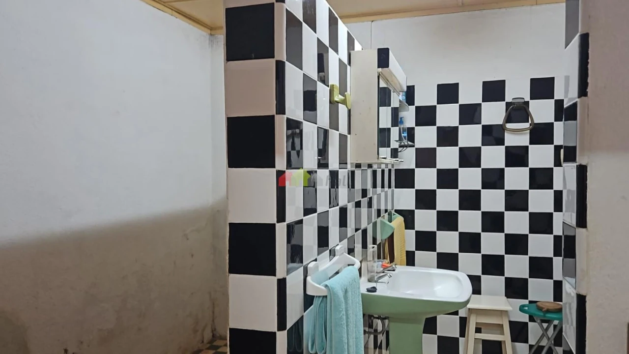 Moradia T7 para Venda em Albernoa e Trindade Foto 10