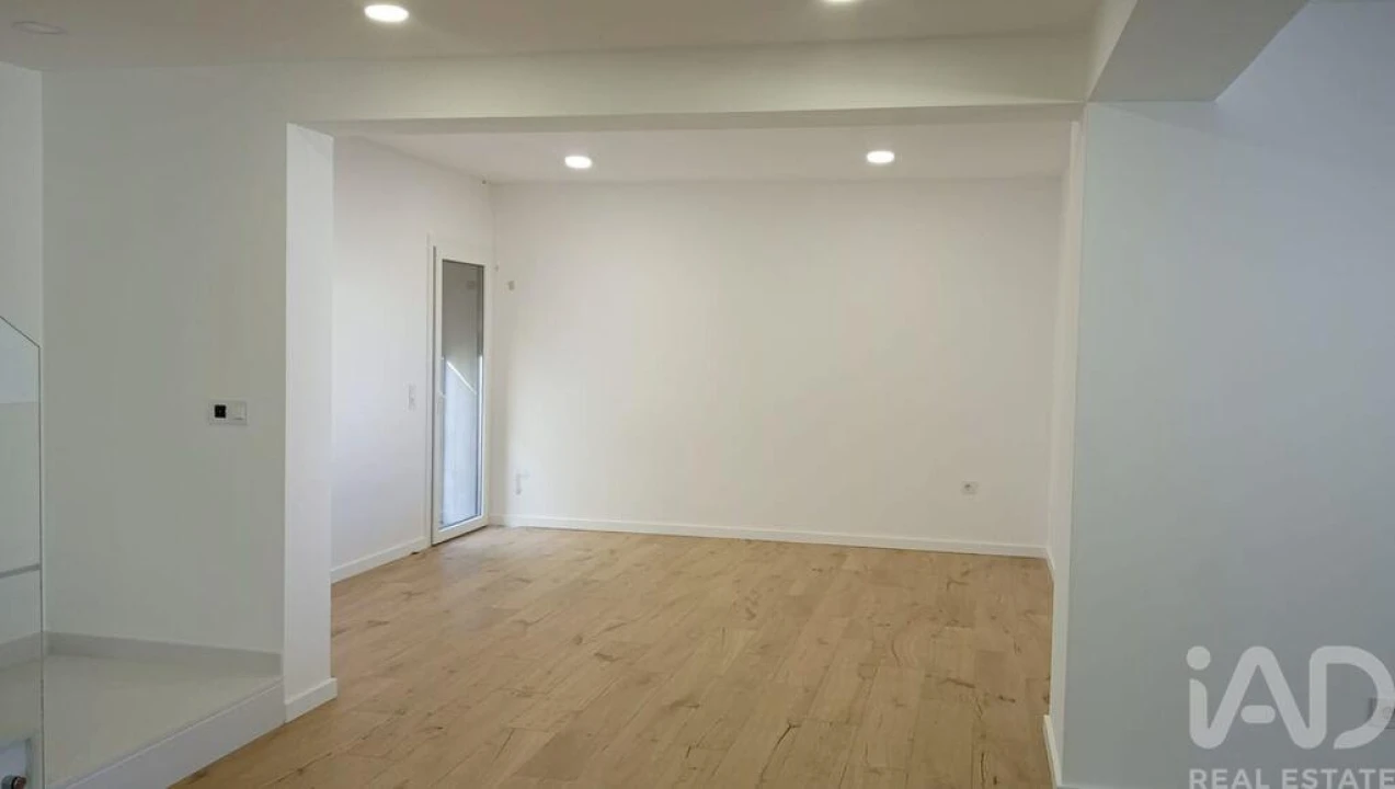 Moradia T3 para Venda em São Pedro de Tomar Foto 20
