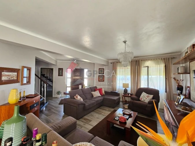 Moradia T4 para Venda em São Sebastião Foto 10