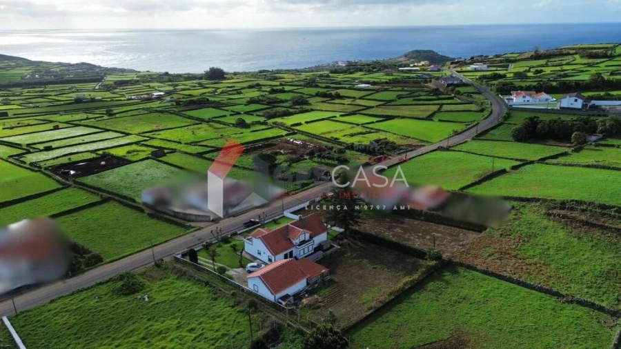 Moradia T4 para Venda em São Sebastião Foto 2