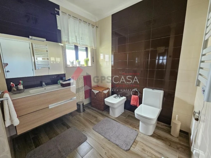 Moradia T4 para Venda em São Sebastião Foto 15