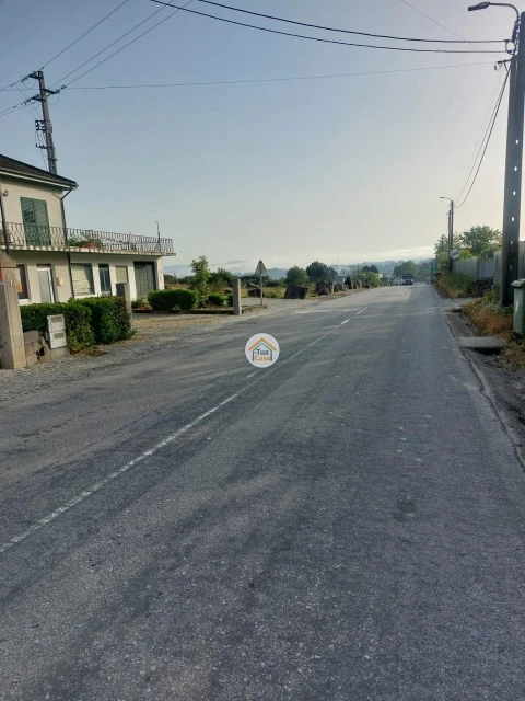 Terreno para Venda em Meinedo