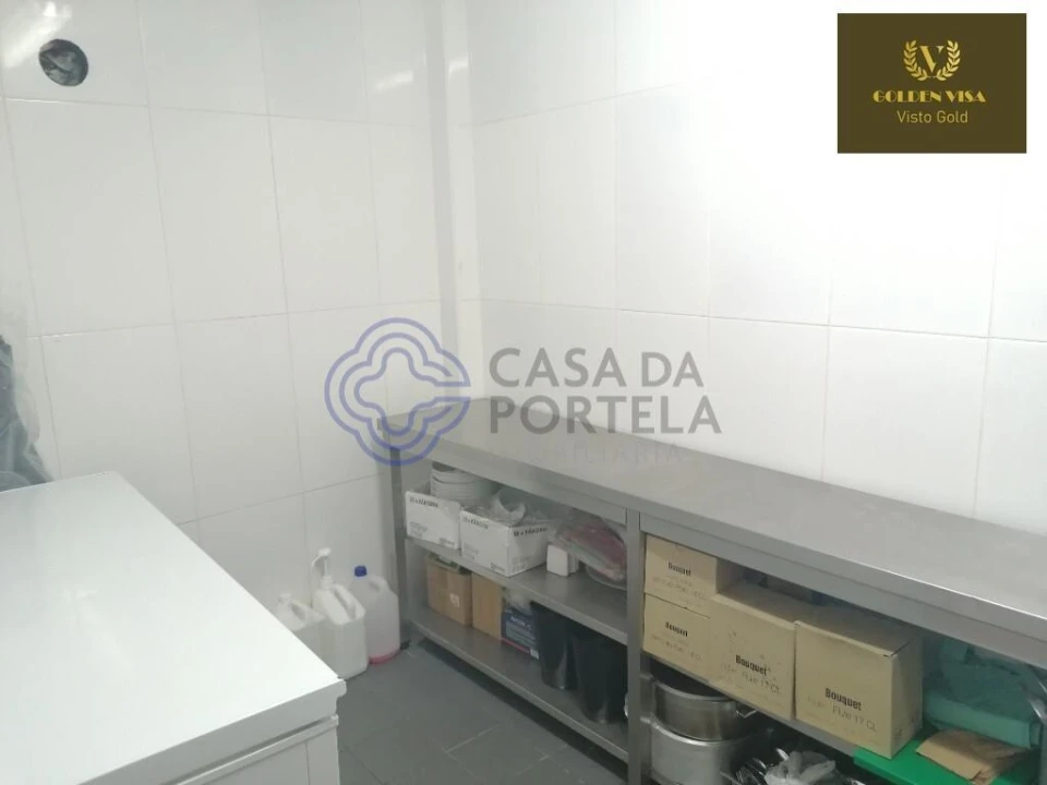 Negócio para Arrendamento em Arcozelo Foto 17