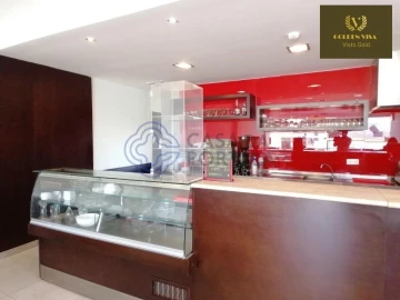 Negócio para Arrendamento em Arcozelo