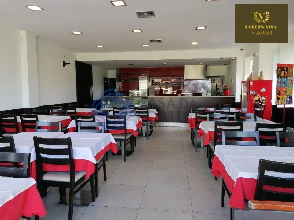 Negócio para Arrendamento em Arcozelo Foto 2