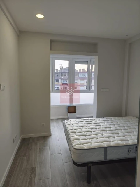 Apartamento T1 para Venda em Alfragide