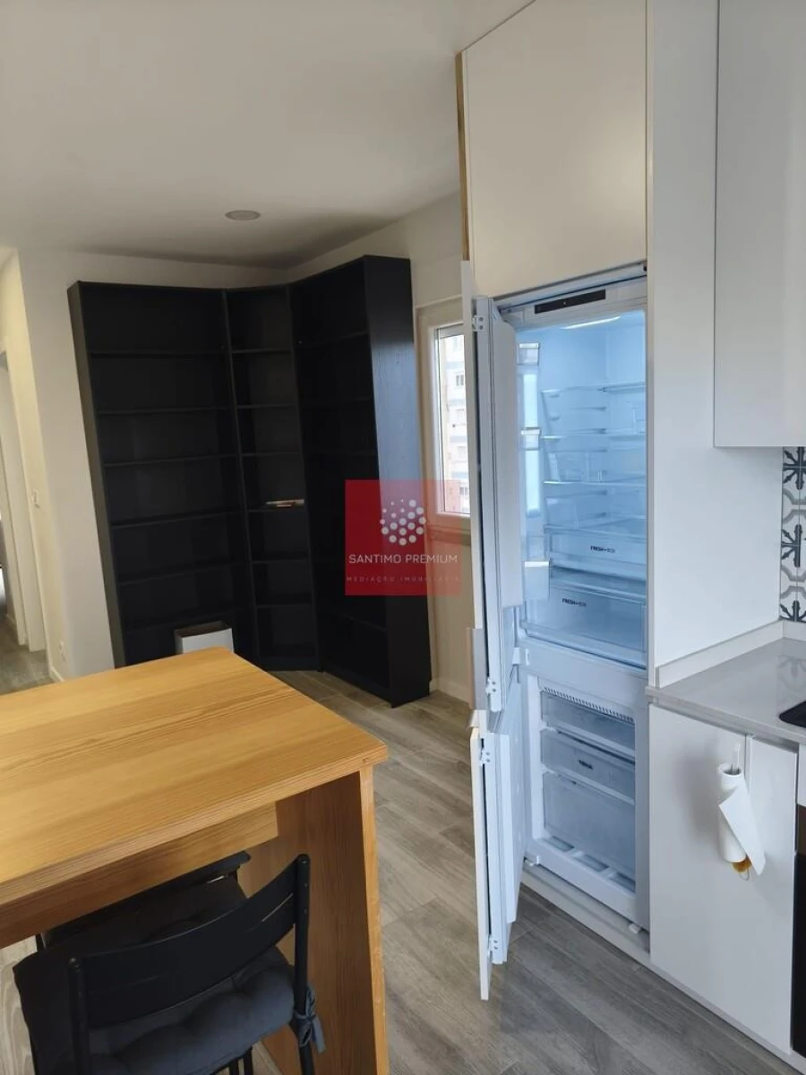 Apartamento T1 para Venda em Alfragide Foto 10
