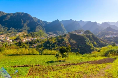 Terreno para Venda em São Vicente