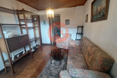 Moradia T2 para Venda em Velas (São Jorge)