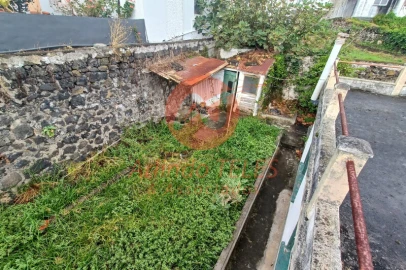 Moradia T2 para Venda em Velas (São Jorge)