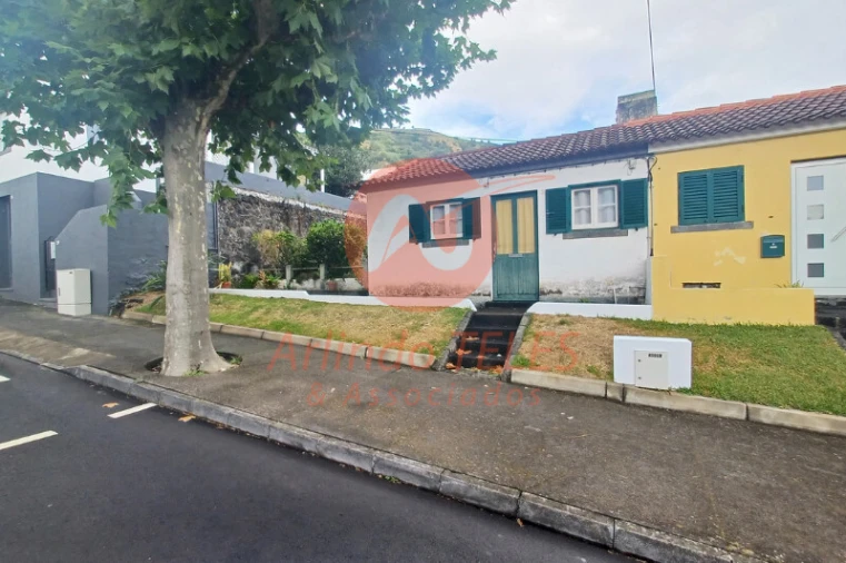 Moradia T2 para Venda em Velas (São Jorge) Foto 3