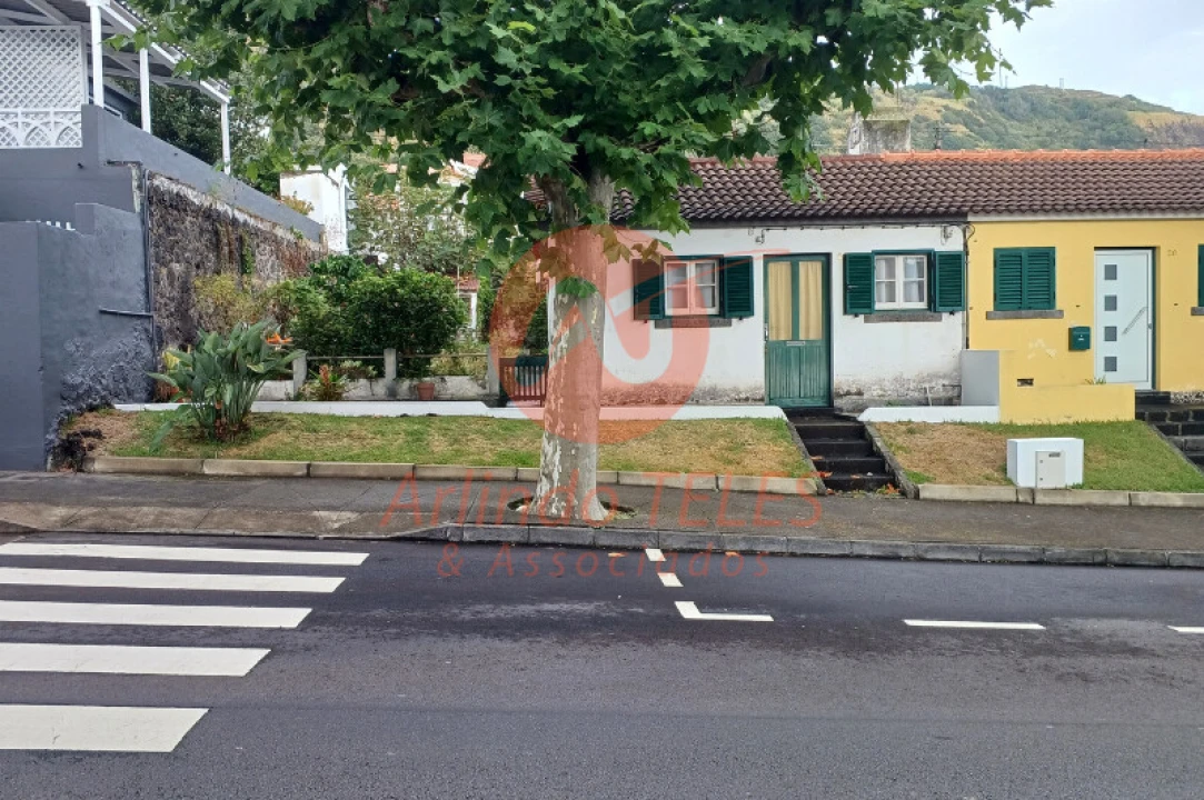 Moradia T2 para Venda em Velas (São Jorge) Foto 30
