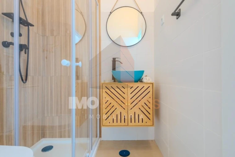 Apartamento T1 para Venda em Romeira e Várzea Foto 13