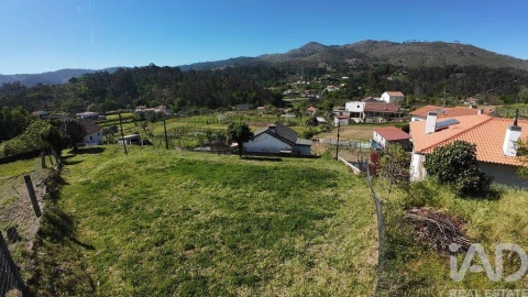 Terreno para Venda em Rebordões (Santa Maria)