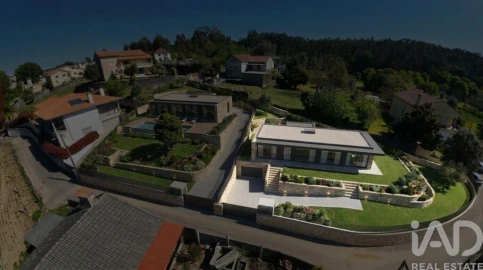 Terreno para Venda em Rebordões (Santa Maria)