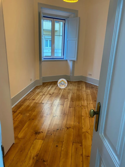 Apartamento T2 para Venda em Arroios