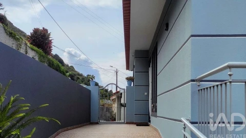 Moradia para Venda em Arco da Calheta