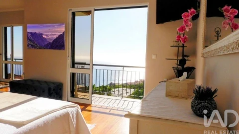 Moradia para Venda em Arco da Calheta