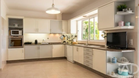 Moradia para Venda em Arco da Calheta