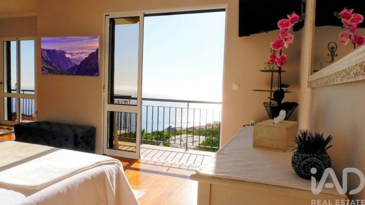 Moradia para Venda em Arco da Calheta Foto 16