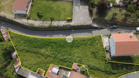 Terreno para Venda em Fiães