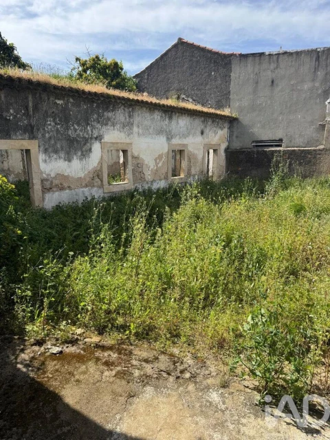 Loja para Venda em Malhou, Louriceira e Espinheiro