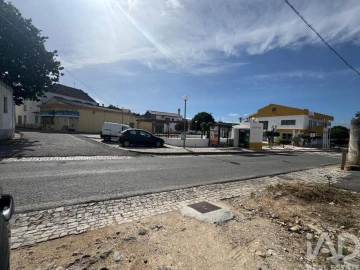 Loja para Venda em Malhou, Louriceira e Espinheiro