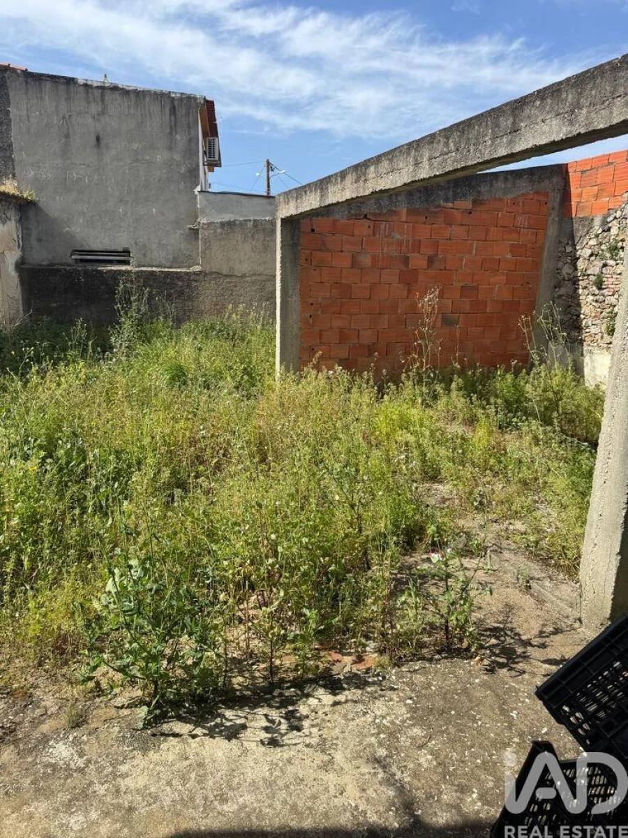 Loja para Venda em Malhou, Louriceira e Espinheiro Foto 11
