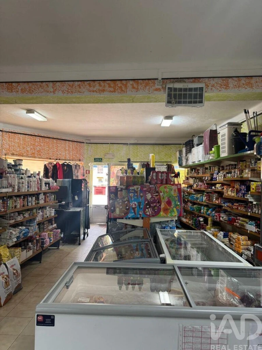Loja para Venda em Malhou, Louriceira e Espinheiro Foto 7