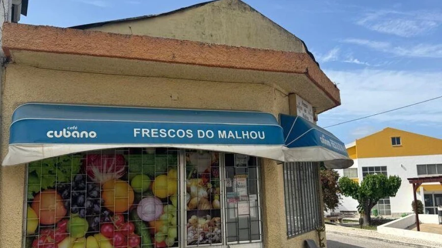 Loja para Venda em Malhou, Louriceira e Espinheiro