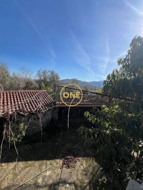 Moradia T4 para Venda em Eira Vedra