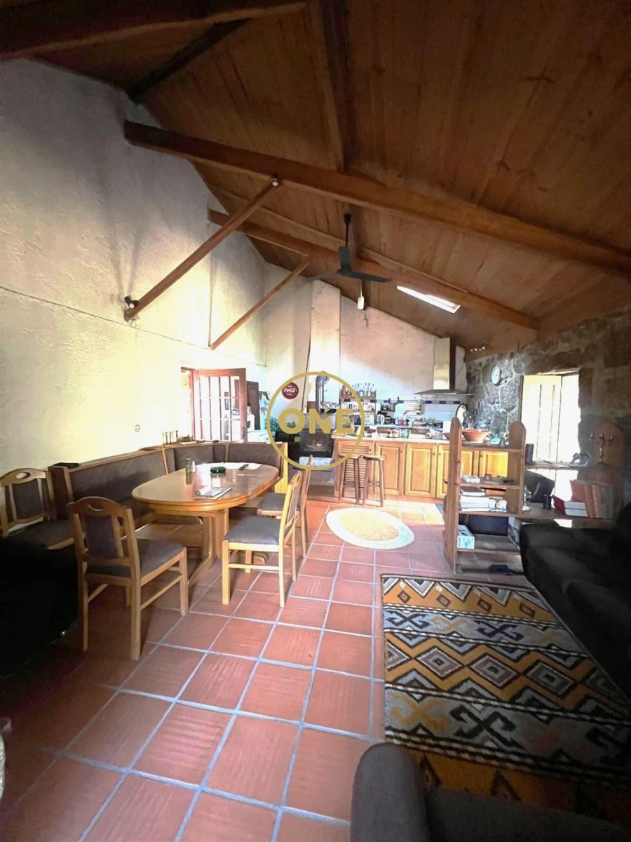 Moradia T4 para Venda em Eira Vedra Foto 12