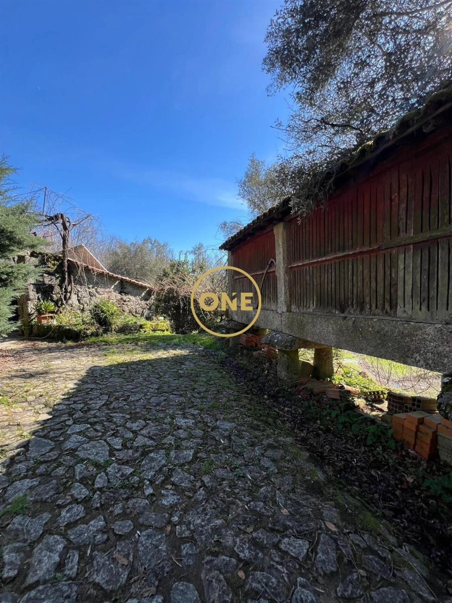 Moradia T4 para Venda em Eira Vedra Foto 26