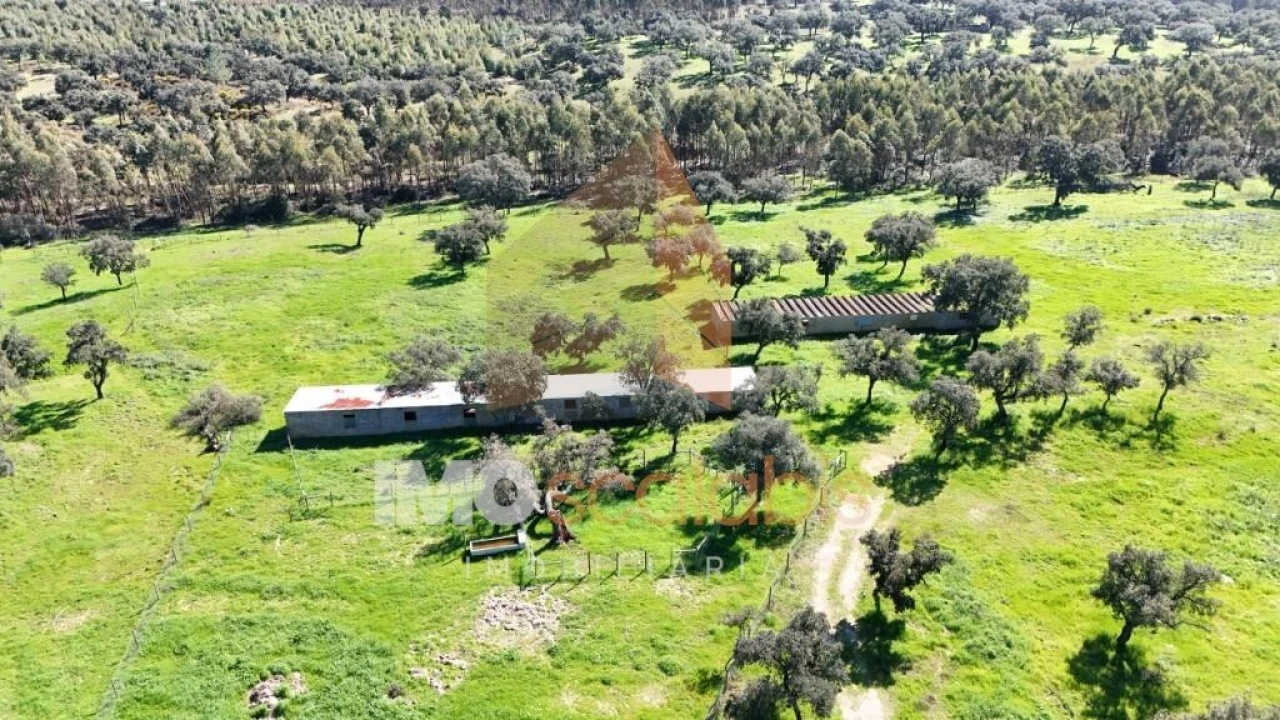 Quinta T2 para Venda em Raposa Foto 26