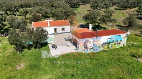 Quinta T2 para Venda em Raposa