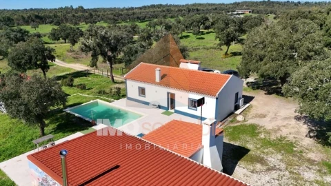 Quinta T2 para Venda em Raposa