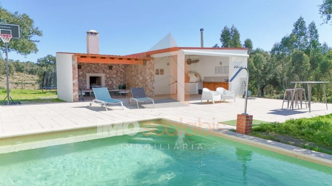 Quinta T2 para Venda em Raposa Foto 3