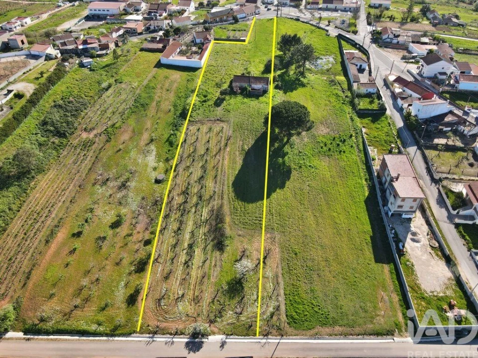 Moradia T2 para Venda em Lamas e Cercal Foto 2