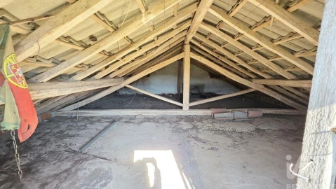 Moradia T2 para Venda em Lamas e Cercal