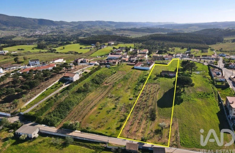 Moradia T2 para Venda em Lamas e Cercal Foto 3