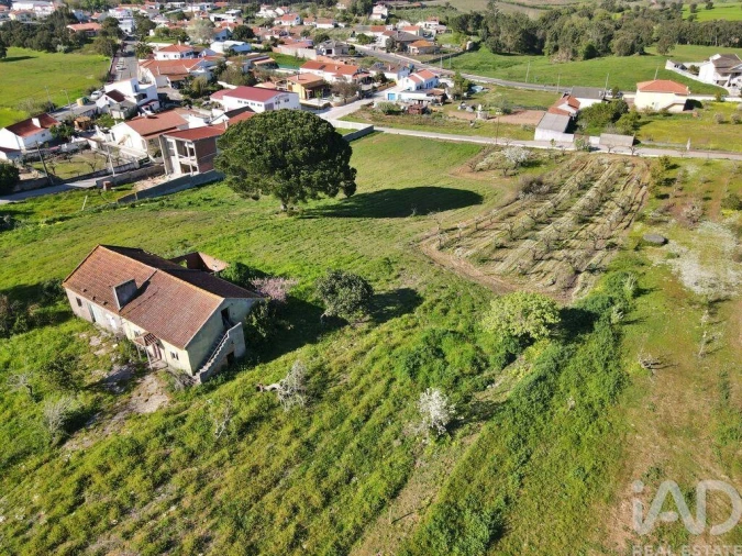 Moradia T2 para Venda em Lamas e Cercal Foto 6