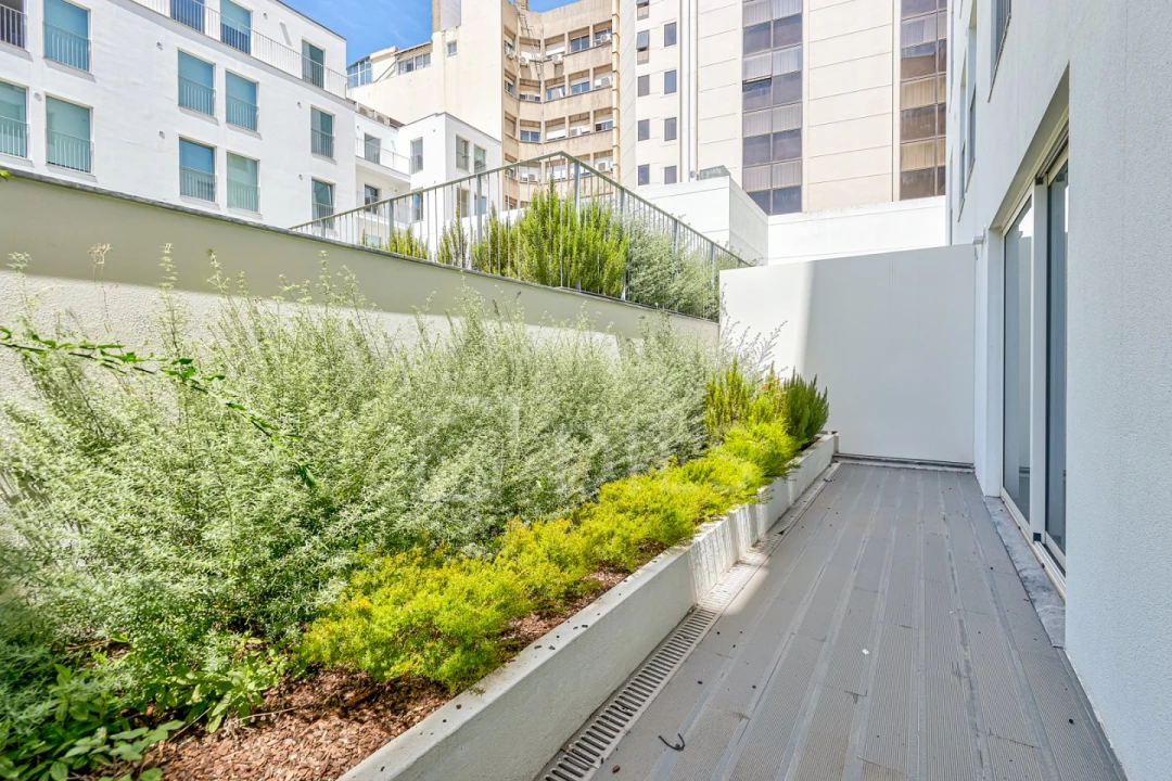 Apartamento T4 para Venda em Santo António Foto 33