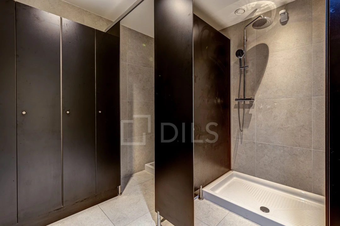 Apartamento T4 para Venda em Santo António Foto 37